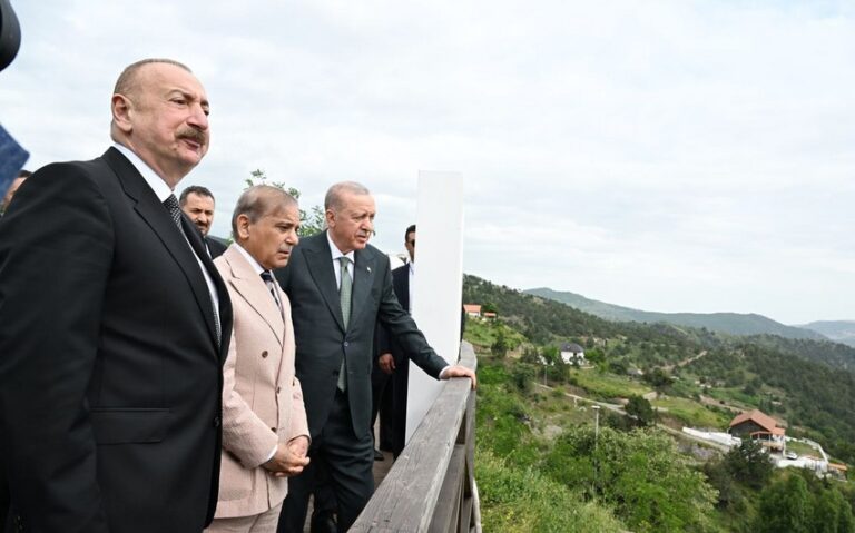 3-qardaş